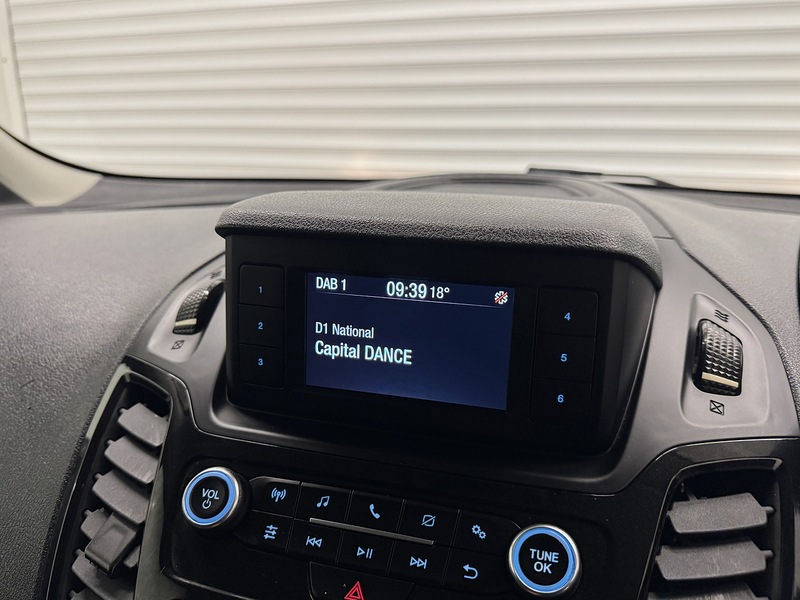 Ford Transit Connect 1.5 240 EcoBlue Limited Panel Van 5dr Diesel Manual L1 Euro 6 (s/s) (120 ps) - U119612