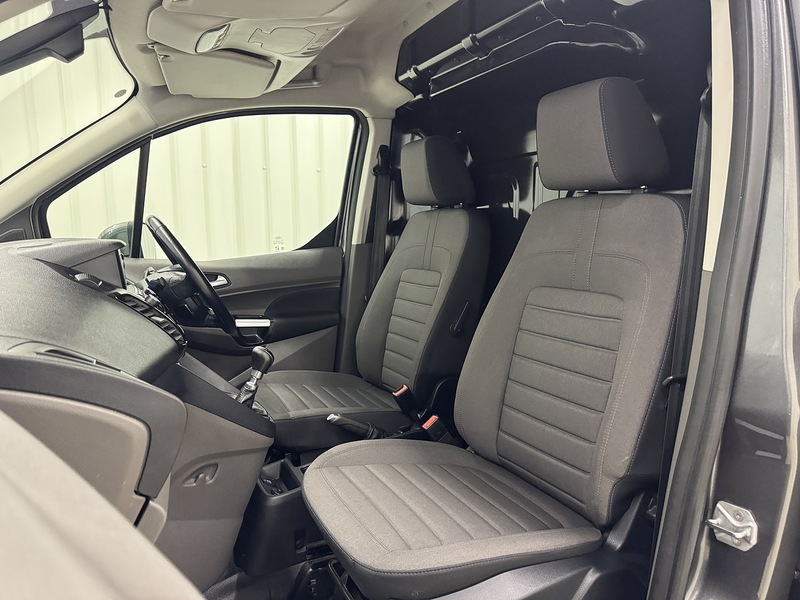 Ford Transit Connect 200 EcoBlue Limited Panel Van 1.5 Manual Diesel - U119620