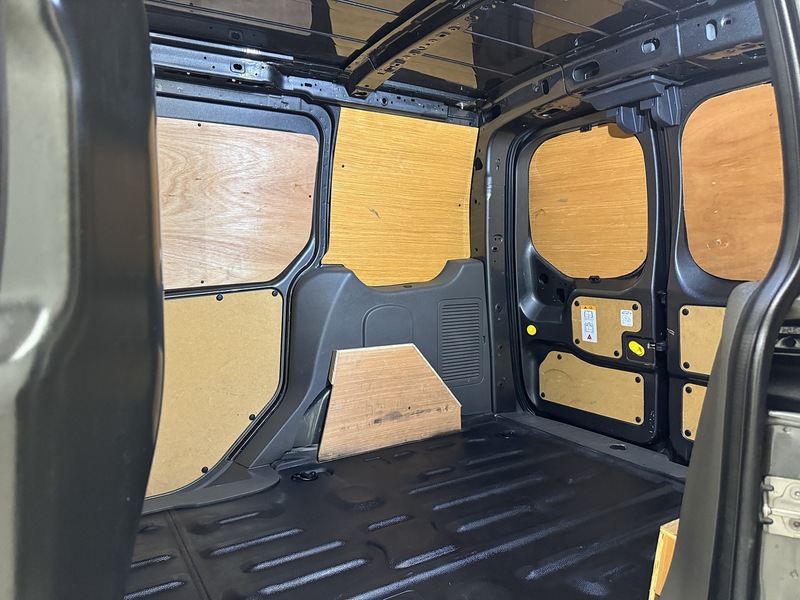 Ford Transit Connect 200 EcoBlue Limited Panel Van 1.5 Manual Diesel - U119620