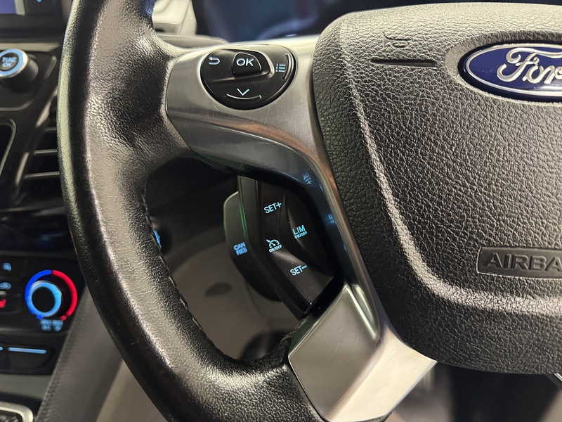 Ford Transit Connect 200 EcoBlue Limited Panel Van 1.5 Manual Diesel - U119620