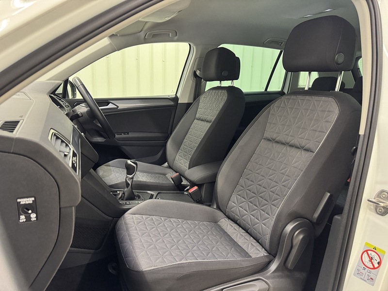 Volkswagen Tiguan 1.5 TSI Life SUV 5dr Petrol Manual Euro 6 (s/s) (130 ps) - U119624