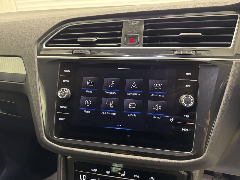Volkswagen Tiguan 1.5 TSI Life SUV 5dr Petrol Manual Euro 6 (s/s) (130 ps) - U119624