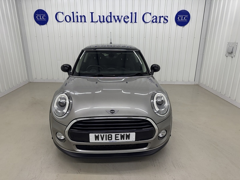 MINI Hatch 1.5 Cooper Hatchback 3dr Petrol Steptronic Euro 6 (s/s) (136 ps) - U119627