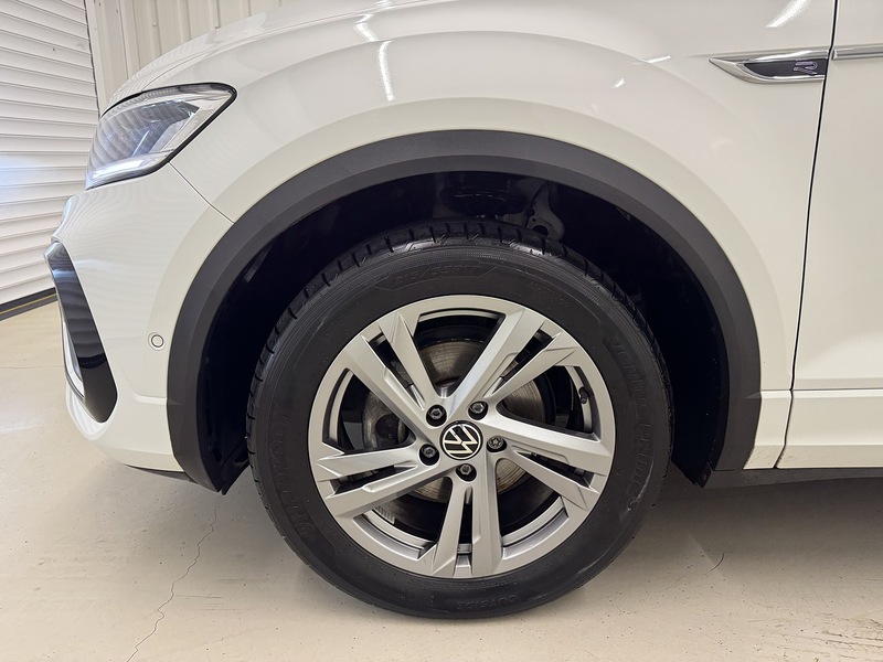 Volkswagen T-Roc 1.5 TSI R-Line SUV 5dr Petrol Manual Euro 6 (s/s) (150 ps) - U119629