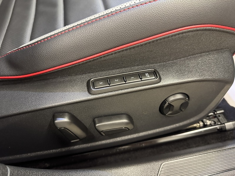 Volkswagen Golf 2.0 TSI GTI Euro 6 (s/s) 5dr - U119630