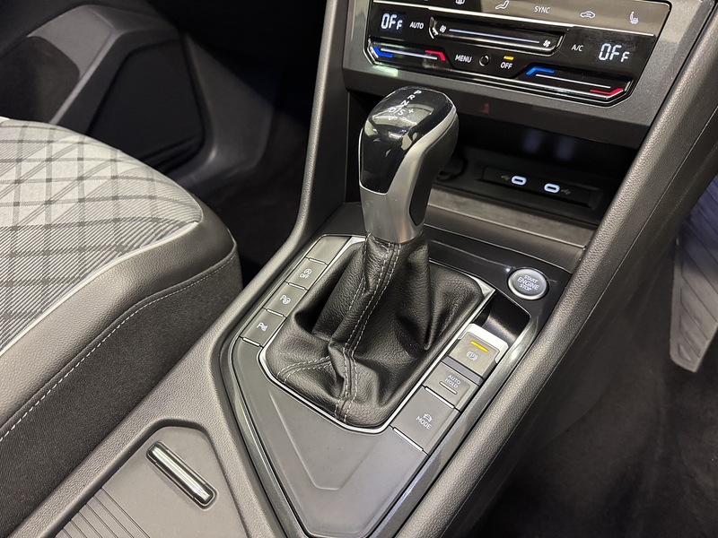 Volkswagen Tiguan 1.5 TSI R-Line DSG Euro 6 (s/s) 5dr - U119631