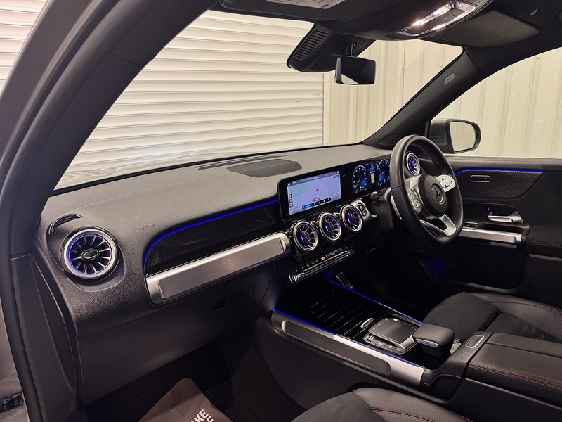 Mercedes-Benz GLB 1.3 GLB200 AMG Line (Executive) SUV 5dr Petrol 7G-DCT Euro 6 (s/s) (163 ps) - U119638