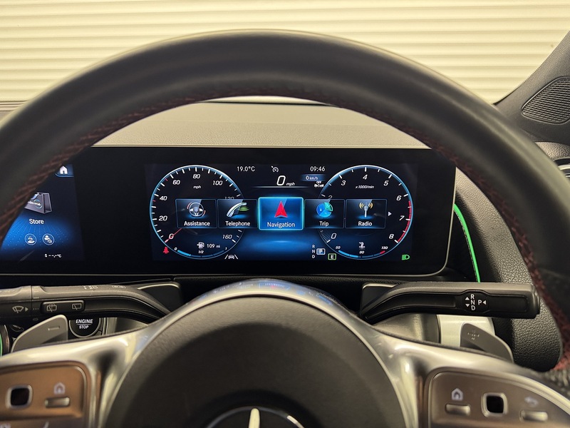 Mercedes-Benz GLB 1.3 GLB200 AMG Line (Executive) SUV 5dr Petrol 7G-DCT Euro 6 (s/s) (163 ps) - U119638