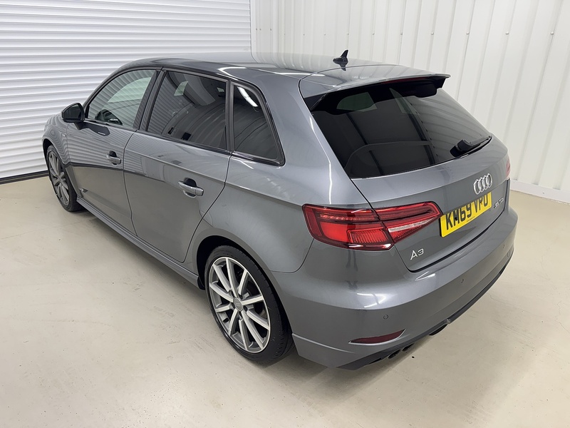 Audi A3 2.0 TDI 35 Black Edition Sportback S Tronic Euro 6 (s/s) 5dr - U119639