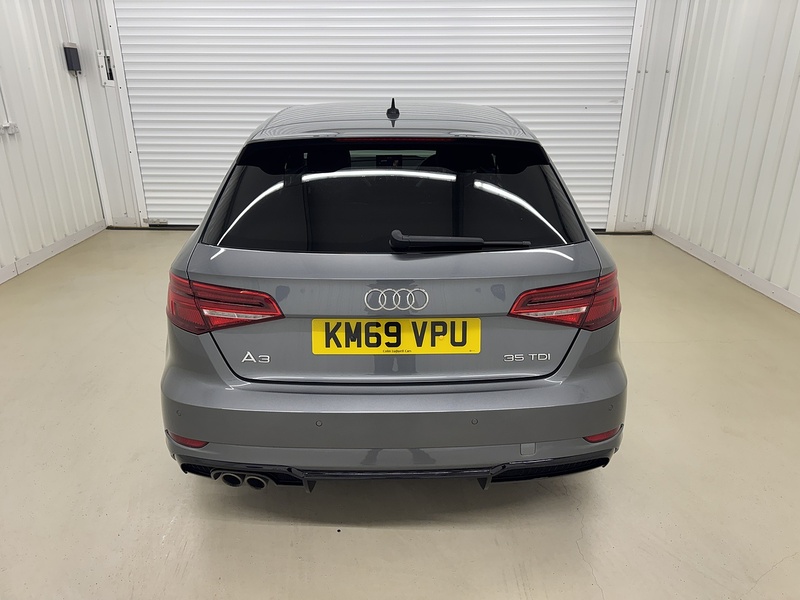Audi A3 2.0 TDI 35 Black Edition Sportback S Tronic Euro 6 (s/s) 5dr - U119639