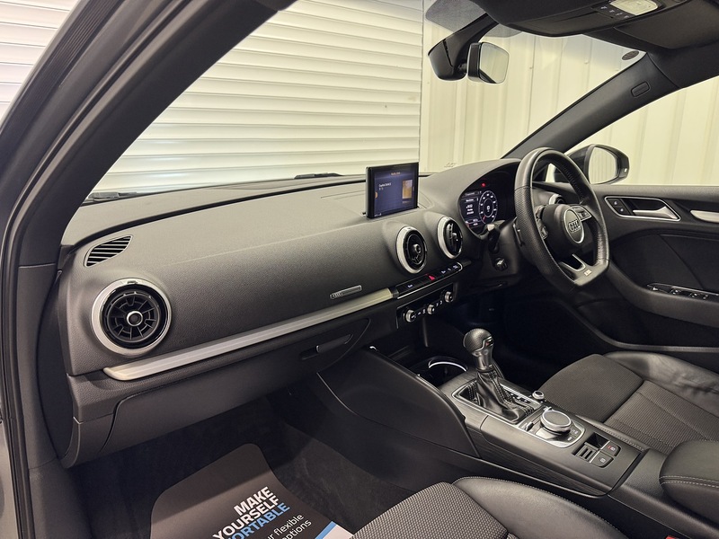 Audi A3 2.0 TDI 35 Black Edition Sportback S Tronic Euro 6 (s/s) 5dr - U119639