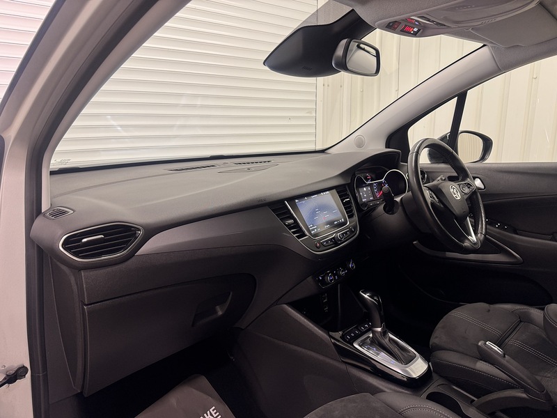 Vauxhall Crossland 1.2 Turbo Ultimate Auto Euro 6 (s/s) 5dr - U119647