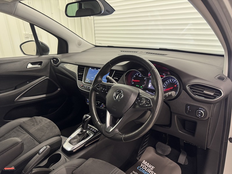 Vauxhall Crossland 1.2 Turbo Ultimate Auto Euro 6 (s/s) 5dr - U119647