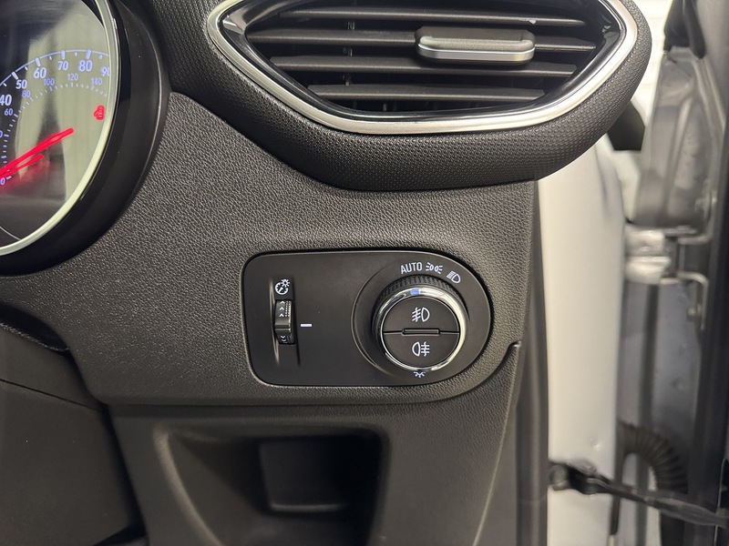 Vauxhall Crossland 1.2 Turbo Ultimate Auto Euro 6 (s/s) 5dr - U119647