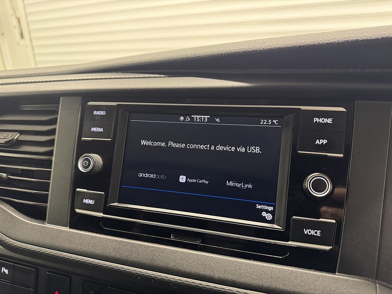 Volkswagen Transporter 2.0 TDI T30 Highline FWD LWB Euro 6 (s/s) 5dr - U119649