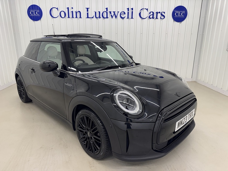 MINI Hatch 1.5 Cooper Exclusive Hatchback 3dr Petrol Steptronic Euro 6 (s/s) (136 ps) - U119651