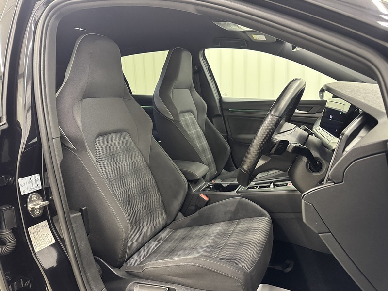 Volkswagen Golf TDI GTD Hatchback 2.0 Automatic Diesel - U119652