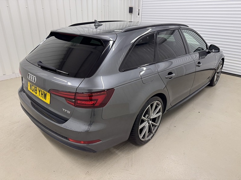 Audi A4 Avant 1.4 TFSI Black Edition Estate 5dr Petrol S Tronic Euro 6 (s/s) (150 ps) - U119654