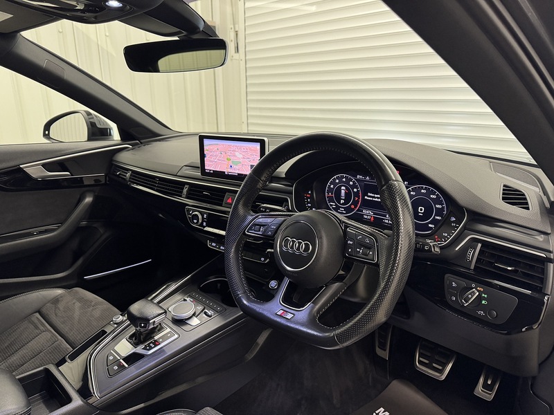Audi A4 Avant 1.4 TFSI Black Edition Estate 5dr Petrol S Tronic Euro 6 (s/s) (150 ps) - U119654