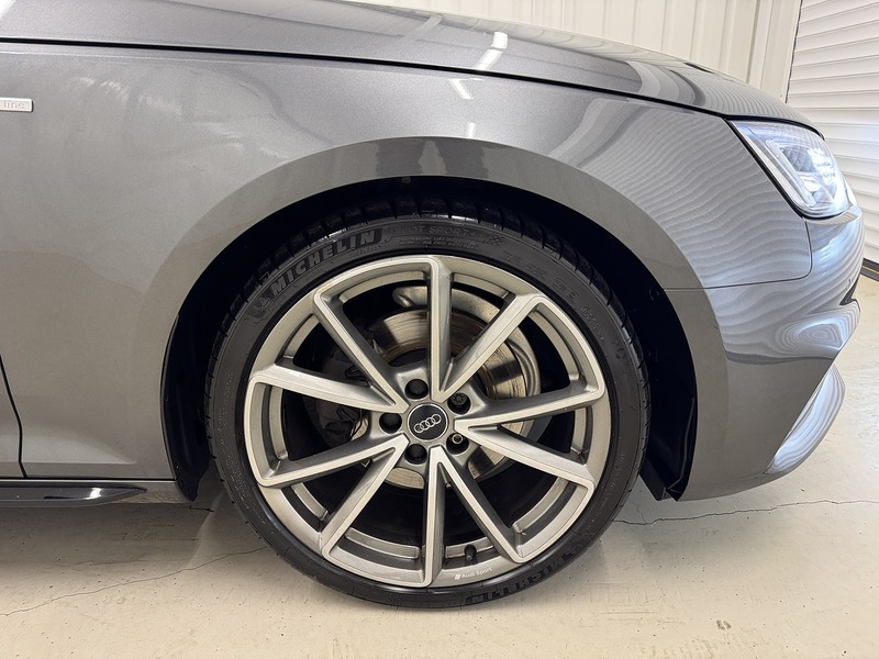Audi A4 Avant 1.4 TFSI Black Edition Estate 5dr Petrol S Tronic Euro 6 (s/s) (150 ps) - U119654