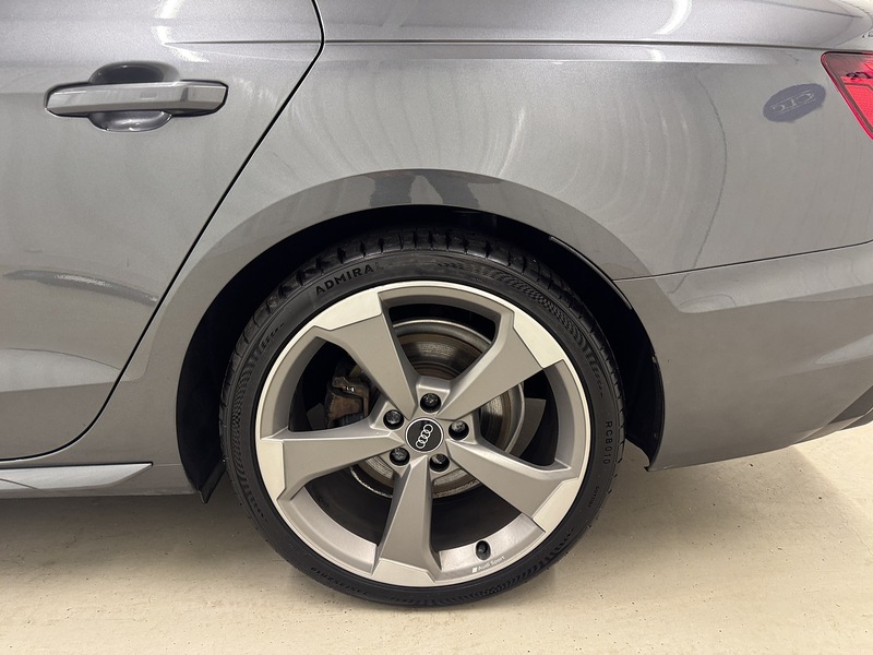 Audi A4 2.0 TDI 35 Black Edition Saloon 4dr Diesel S Tronic Euro 6 (s/s) (163 ps) - U119655