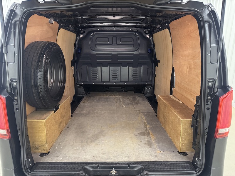 Mercedes-Benz Vito 2.0 119 CDI Premium Panel Van 5dr Diesel G-Tronic RWD L1 Euro 6 (s/s) (190 ps) - U119660