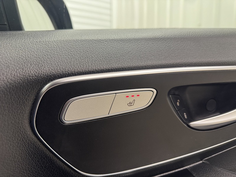 Mercedes-Benz Vito 2.0 119 CDI Premium Panel Van 5dr Diesel G-Tronic RWD L1 Euro 6 (s/s) (190 ps) - U119660