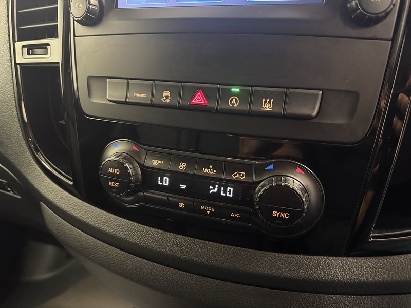 Mercedes-Benz Vito 2.0 119 CDI Premium Panel Van 5dr Diesel G-Tronic RWD L1 Euro 6 (s/s) (190 ps) - U119660