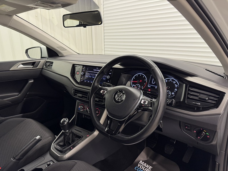 Volkswagen Polo 1.0 TSI GPF SE Hatchback 5dr Petrol Manual Euro 6 (s/s) (95 ps) - U119663