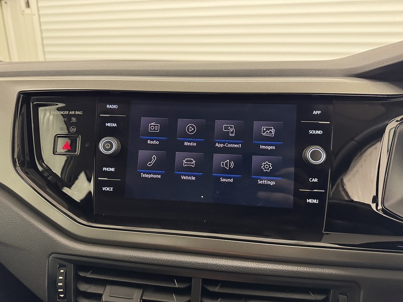 Volkswagen Polo 1.0 TSI GPF SE Hatchback 5dr Petrol Manual Euro 6 (s/s) (95 ps) - U119663