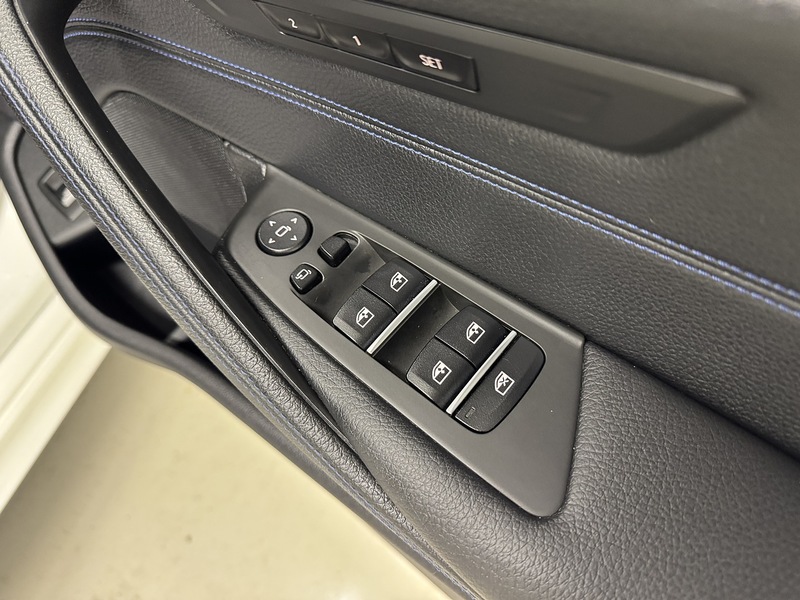 BMW 5 Series 2.0 520d M Sport Touring 5dr Diesel Auto Euro 6 (s/s) (190 ps) - U119665