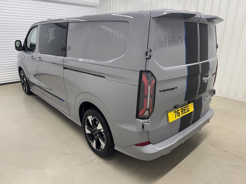 Ford Transit Custom 2.0 320 EcoBlue Sport Crew Van Double Cab 5dr Diesel Auto AWD L2 H1 Euro 6 (s/s) (170 ps) - U119668