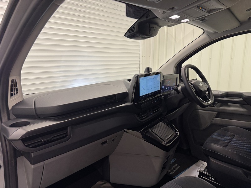 Ford Transit Custom 2.0 320 EcoBlue Sport Crew Van Double Cab 5dr Diesel Auto AWD L2 H1 Euro 6 (s/s) (170 ps) - U119668