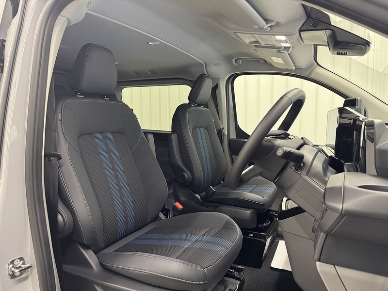 Ford Transit Custom 2.0 320 EcoBlue Sport Crew Van Double Cab 5dr Diesel Auto AWD L2 H1 Euro 6 (s/s) (170 ps) - U119668