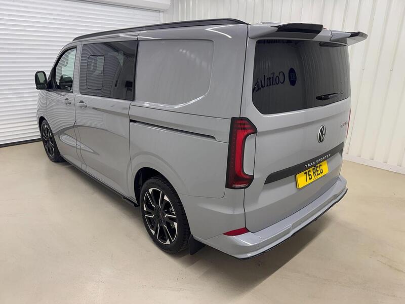 Volkswagen Transporter 2.0 TDI T32 Sportline Kombi Auto SWB Euro 6 (s/s) 5dr - U119673