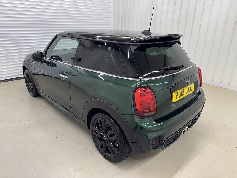 MINI Hatch 2.0 Cooper S Sport Steptronic Euro 6 (s/s) 3dr - U119675