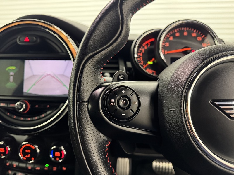 MINI Hatch 2.0 Cooper S Sport Steptronic Euro 6 (s/s) 3dr - U119675