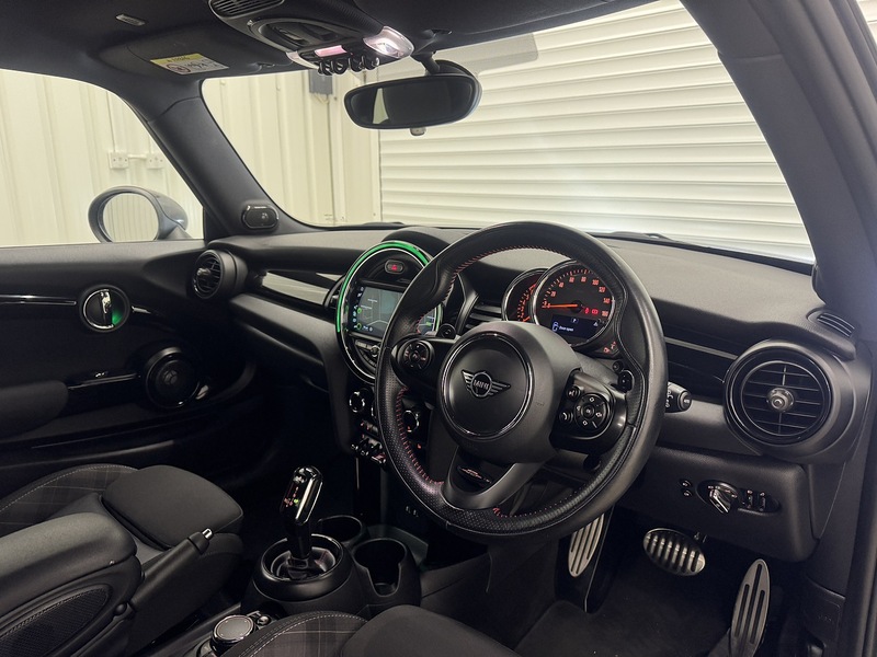 MINI Hatch 2.0 Cooper S Sport Steptronic Euro 6 (s/s) 3dr - U119675