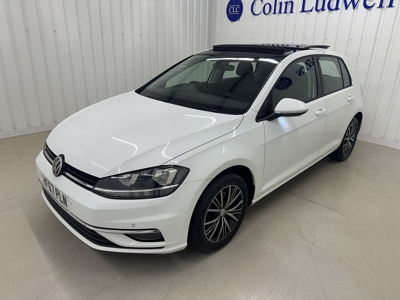 Volkswagen Golf TSI BlueMotion Tech SE Nav Hatchback 1.4 Manual Petrol - U119678