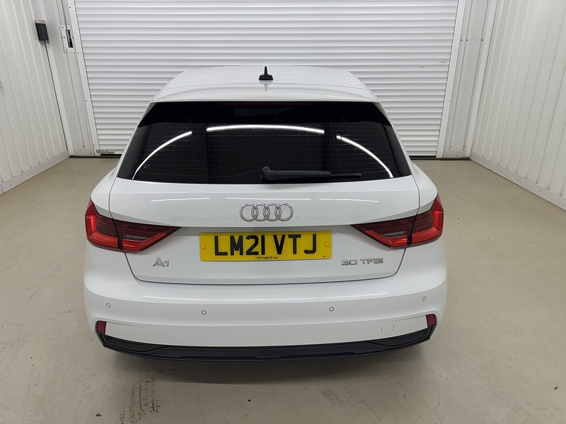 Audi A1 1.0 TFSI 30 Sport Sportback 5dr Petrol Manual Euro 6 (s/s) (110 ps) - U119681