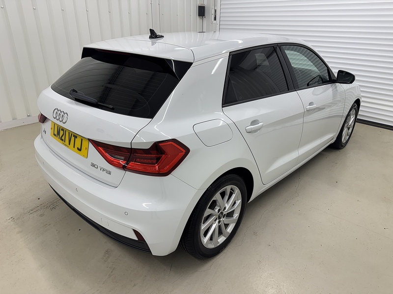 Audi A1 1.0 TFSI 30 Sport Sportback 5dr Petrol Manual Euro 6 (s/s) (110 ps) - U119681