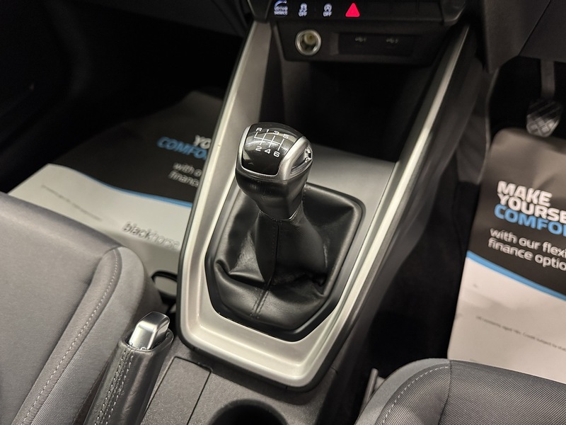 Audi A1 1.0 TFSI 30 Sport Sportback 5dr Petrol Manual Euro 6 (s/s) (110 ps) - U119681
