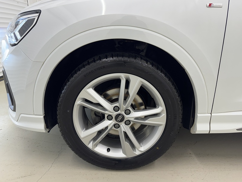 Audi Q3 1.5 TFSI CoD 35 S line SUV 5dr Petrol S Tronic Euro 6 (s/s) (150 ps) - U119682