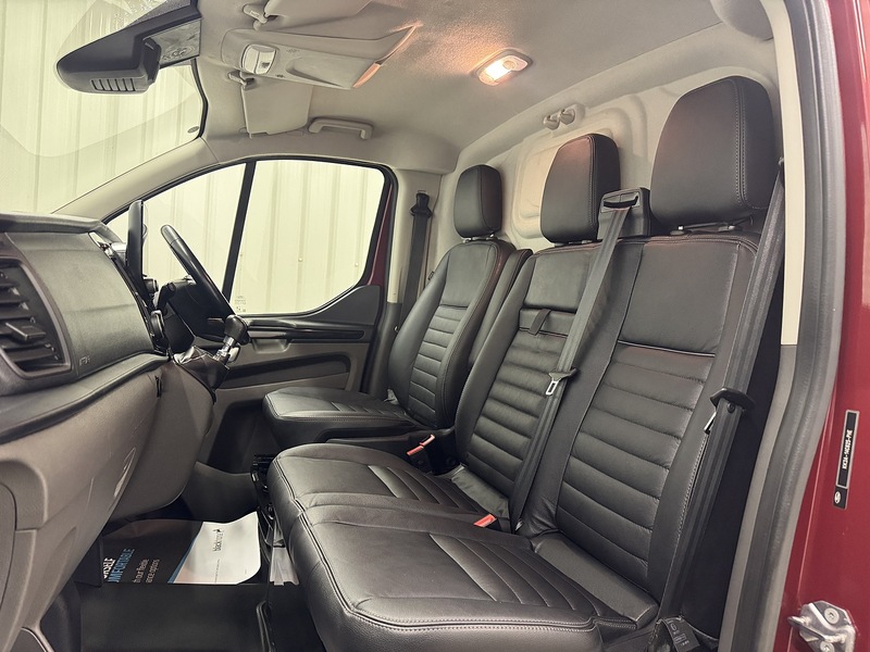 Ford Transit Custom 2.0 300 EcoBlue Trail Panel Van 5dr Diesel Manual L1 H1 Euro 6 (s/s) (170 ps) - U119685