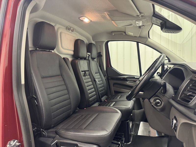 Ford Transit Custom 2.0 300 EcoBlue Trail Panel Van 5dr Diesel Manual L1 H1 Euro 6 (s/s) (170 ps) - U119685
