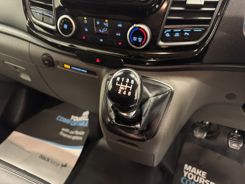 Ford Transit Custom 2.0 300 EcoBlue Trail Panel Van 5dr Diesel Manual L1 H1 Euro 6 (s/s) (170 ps) - U119685