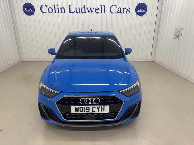 Audi A1 1.0 TFSI 30 S line Sportback Euro 6 (s/s) 5dr - U119687