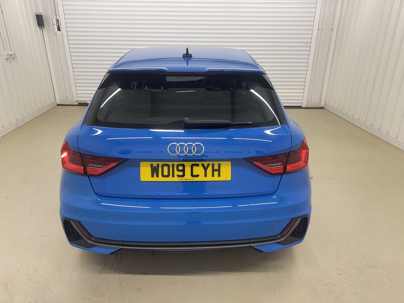 Audi A1 1.0 TFSI 30 S line Sportback Euro 6 (s/s) 5dr - U119687