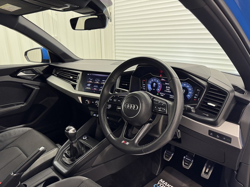 Audi A1 1.0 TFSI 30 S line Sportback Euro 6 (s/s) 5dr - U119687