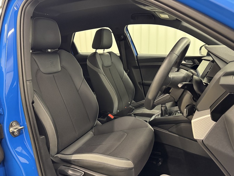 Audi A1 1.0 TFSI 30 S line Sportback Euro 6 (s/s) 5dr - U119687
